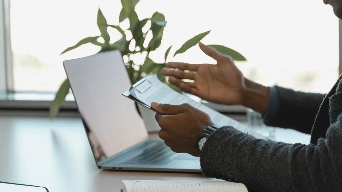 Phone banking app used for instant bank verification on a no income verification installment loan